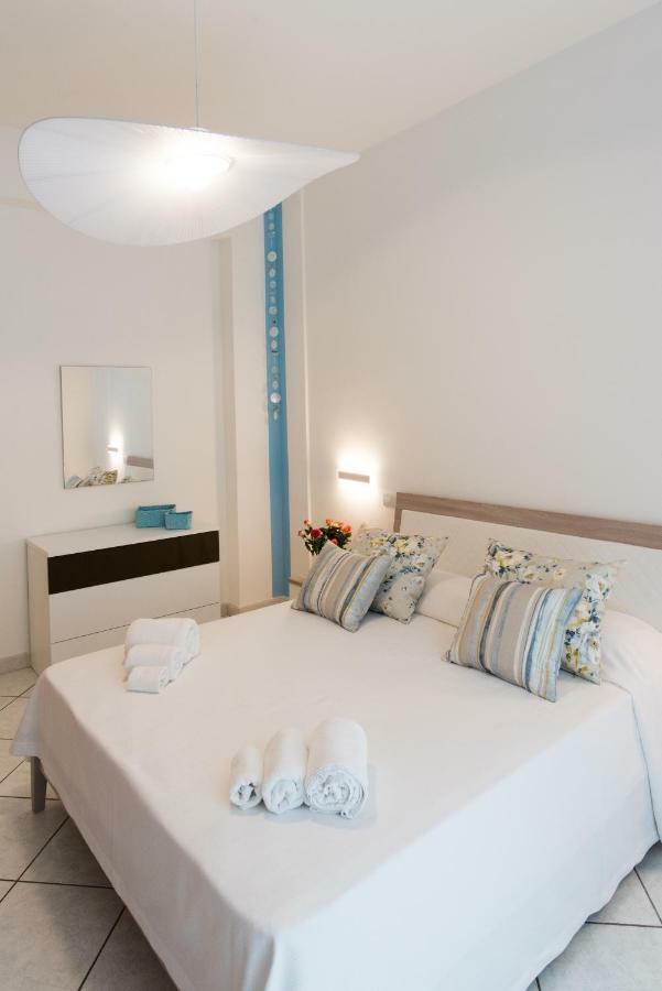 Dulce Mare Apartment ซาแลร์โน ภายนอก รูปภาพ