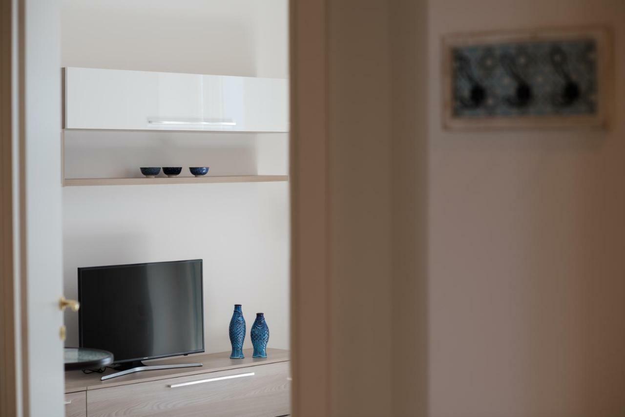 Dulce Mare Apartment ซาแลร์โน ภายนอก รูปภาพ