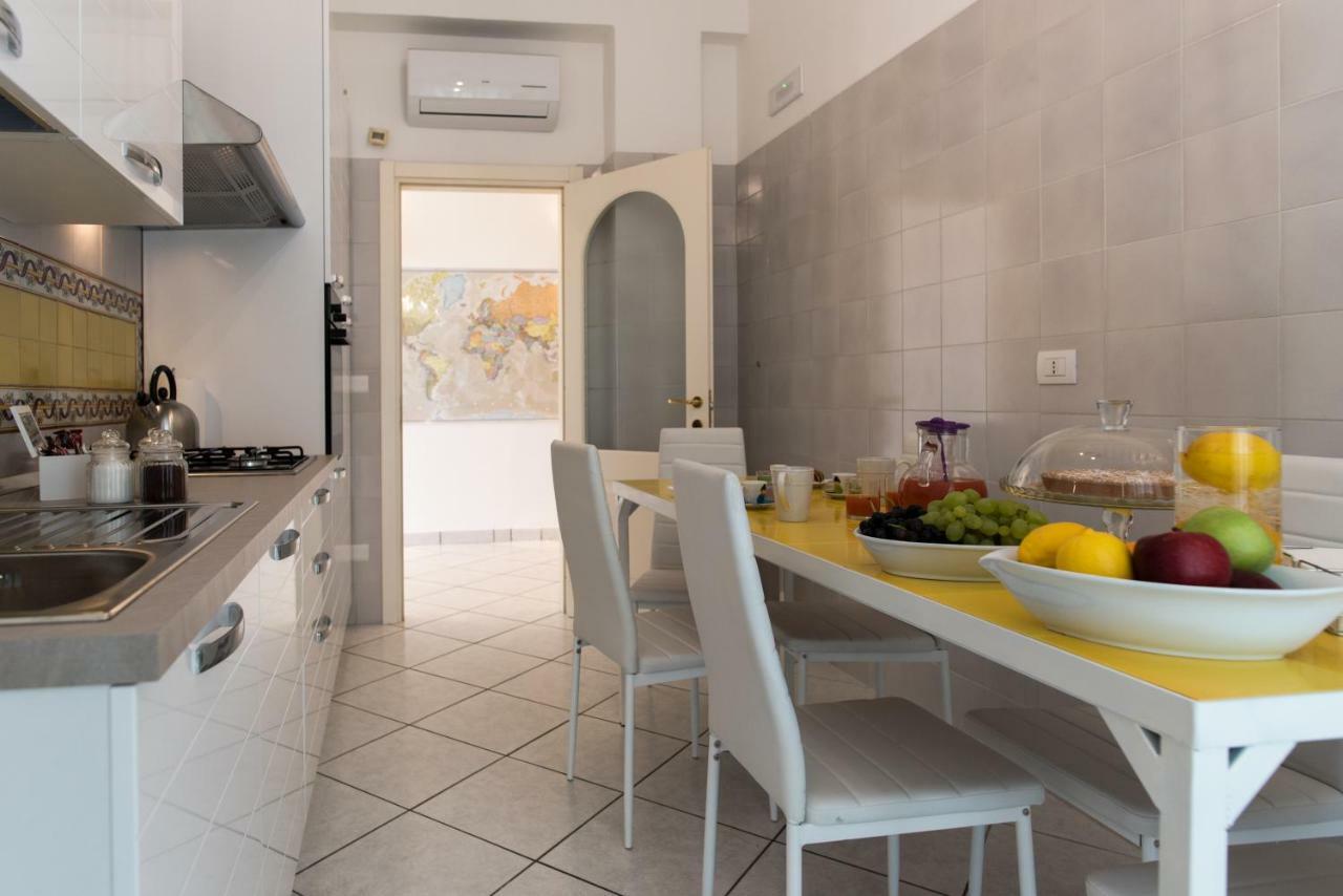 Dulce Mare Apartment ซาแลร์โน ภายนอก รูปภาพ