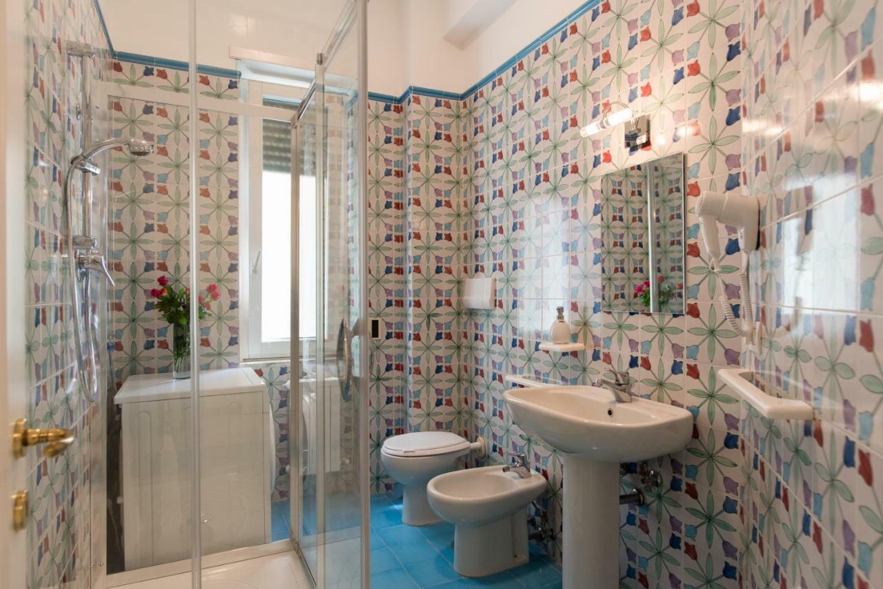 Dulce Mare Apartment ซาแลร์โน ภายนอก รูปภาพ